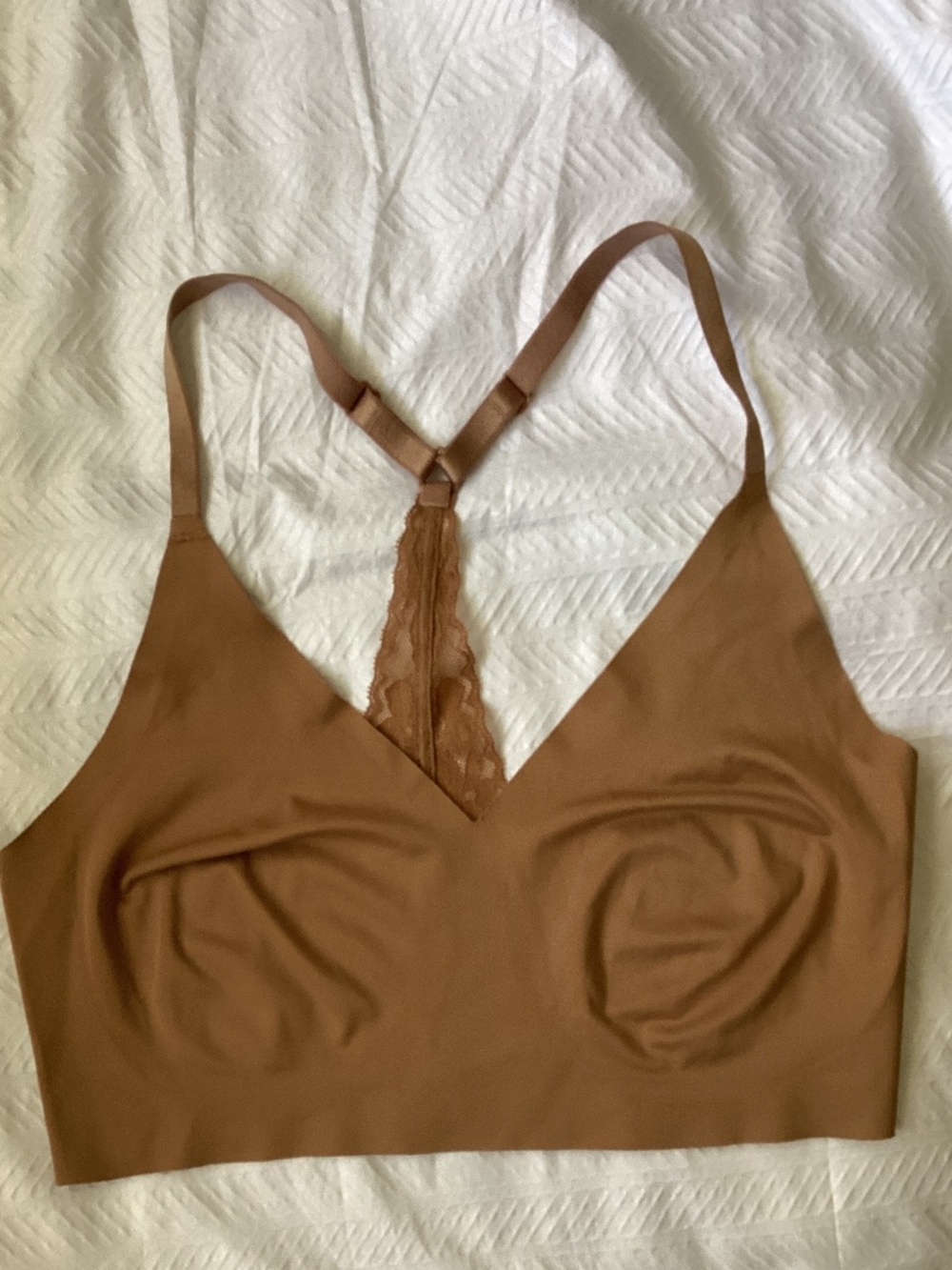 Victoria’s Secret Nakeds Bralette Bra Seamless Smooth Lace Racer-back Medium Tan